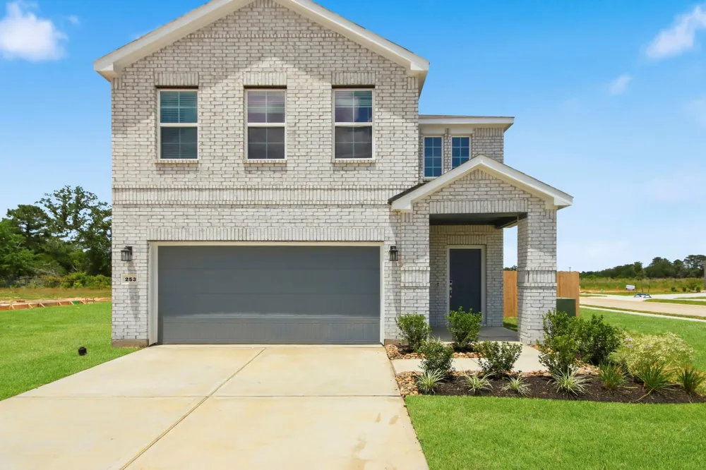 253 Elm Spring Drive Hockley, TX 77447