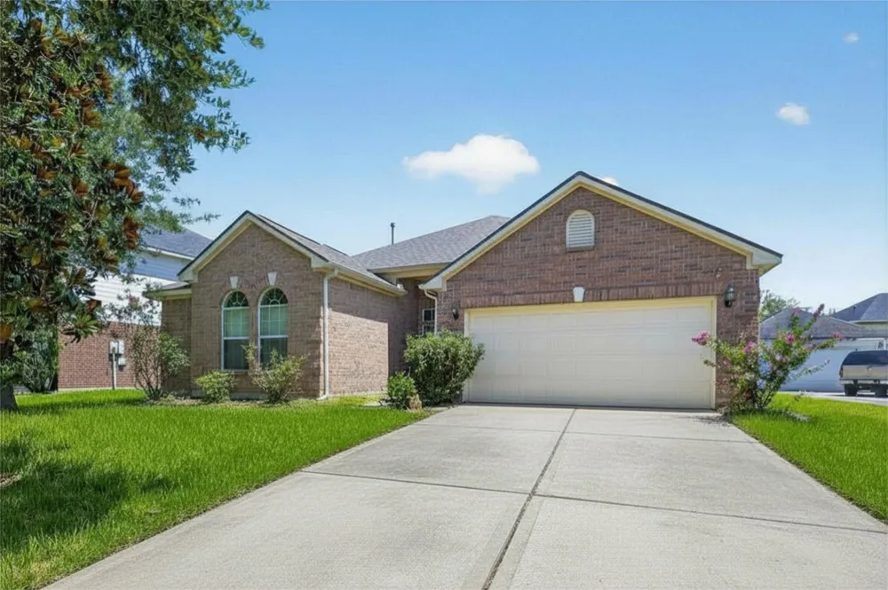 14207 Rolling Hills Lane Rosharon, TX 77583