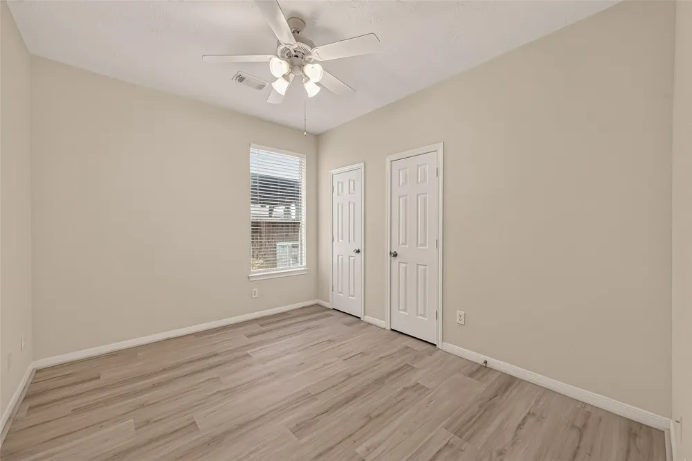 14207 Rolling Hills Lane Rosharon, TX 77583