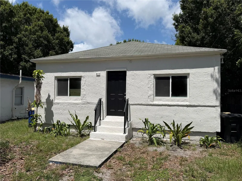 911 21ST STREET Fort Pierce, FL 34950
