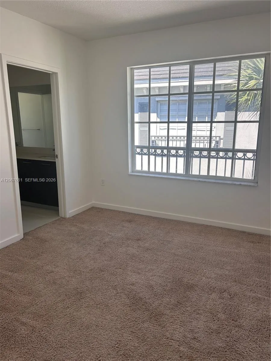 3584 NW 13th St Lauderhill, FL 33311