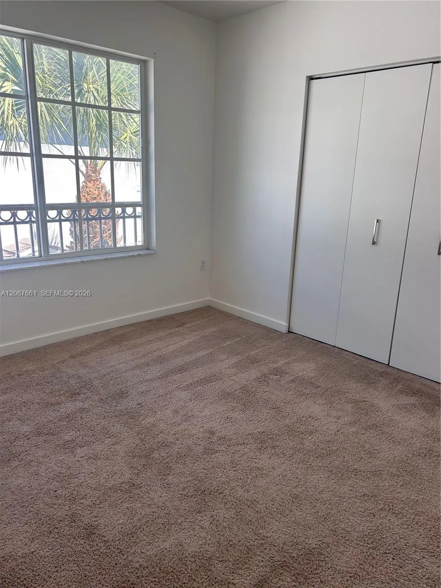 3584 NW 13th St Lauderhill, FL 33311