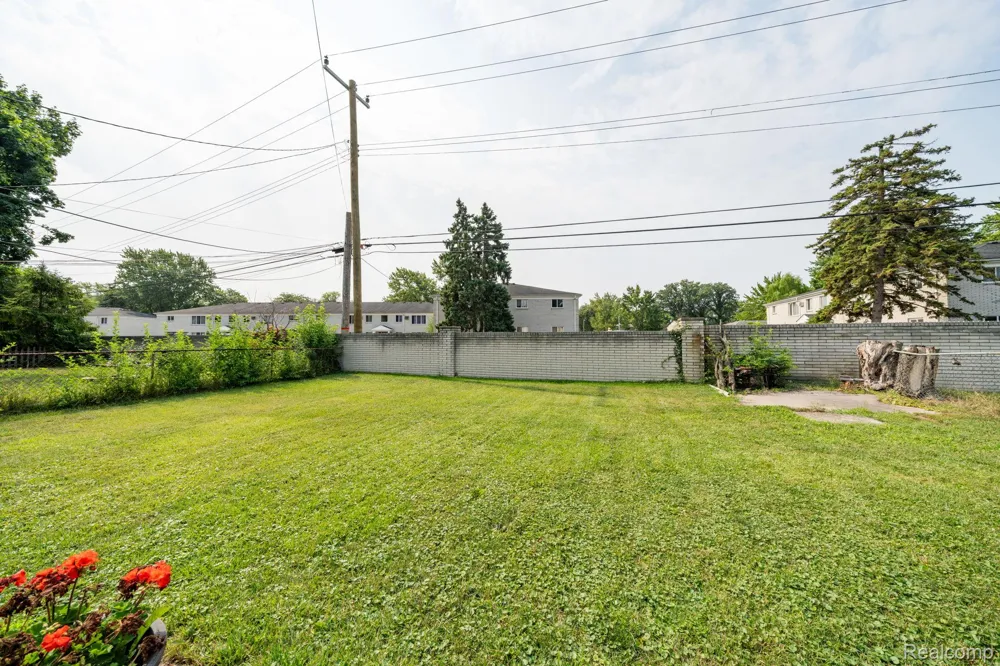 19922 Parkside Street St Clair Shores City, MI 48080