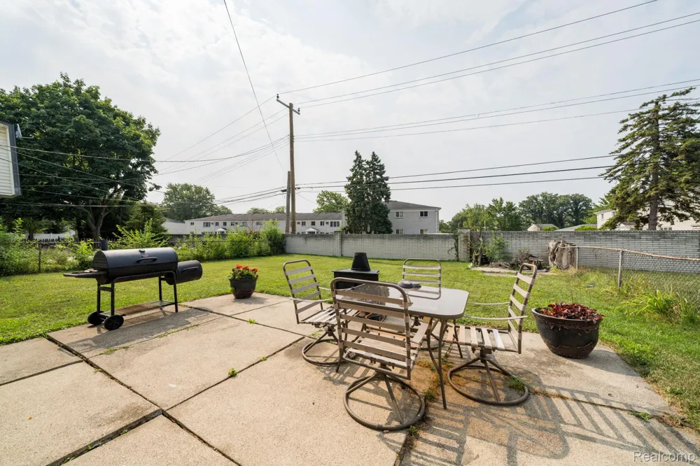 19922 Parkside Street St Clair Shores City, MI 48080