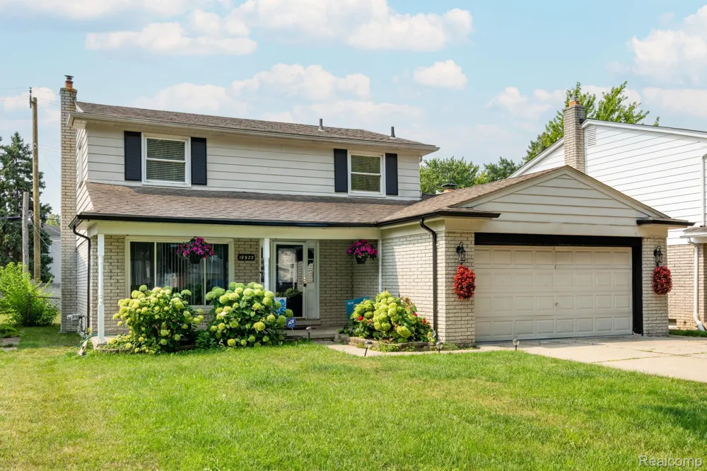 19922 Parkside Street St Clair Shores City, MI 48080