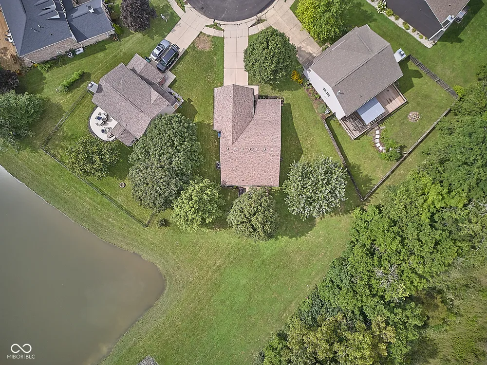 1563 Dale Court Greenfield, IN 46140