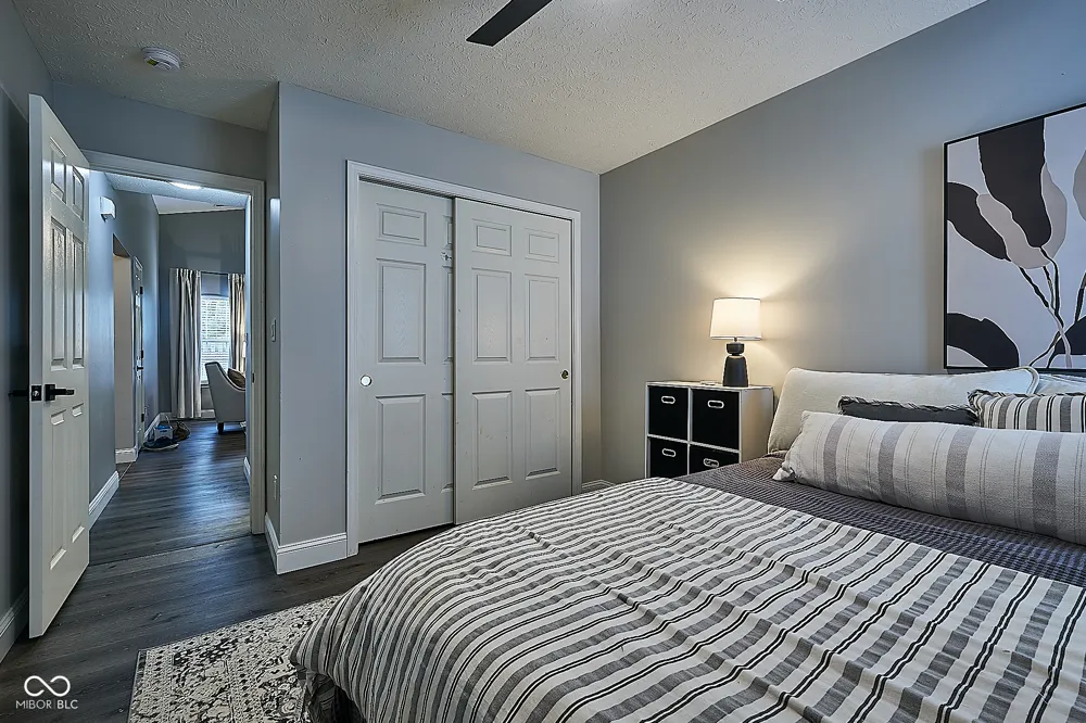 1563 Dale Court Greenfield, IN 46140