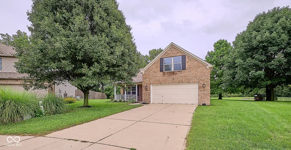 1563 Dale Court Greenfield, IN 46140