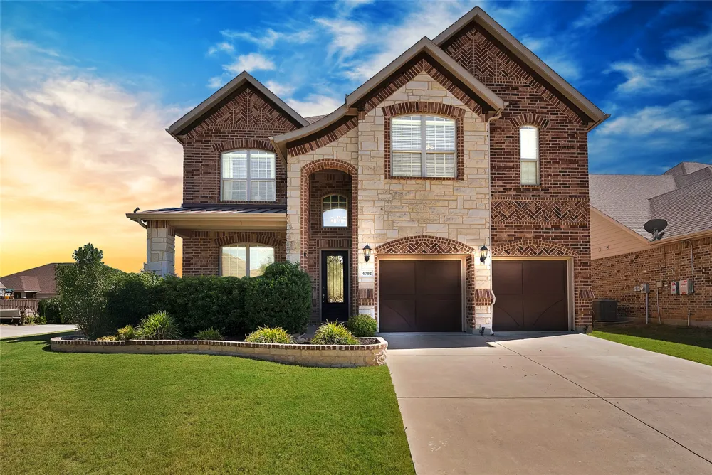 4702 Sunflower Drive Mansfield, TX 76063