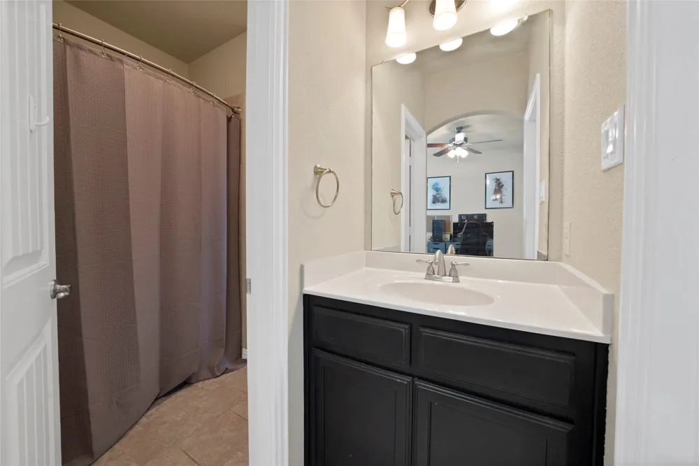 4702 Sunflower Drive Mansfield, TX 76063