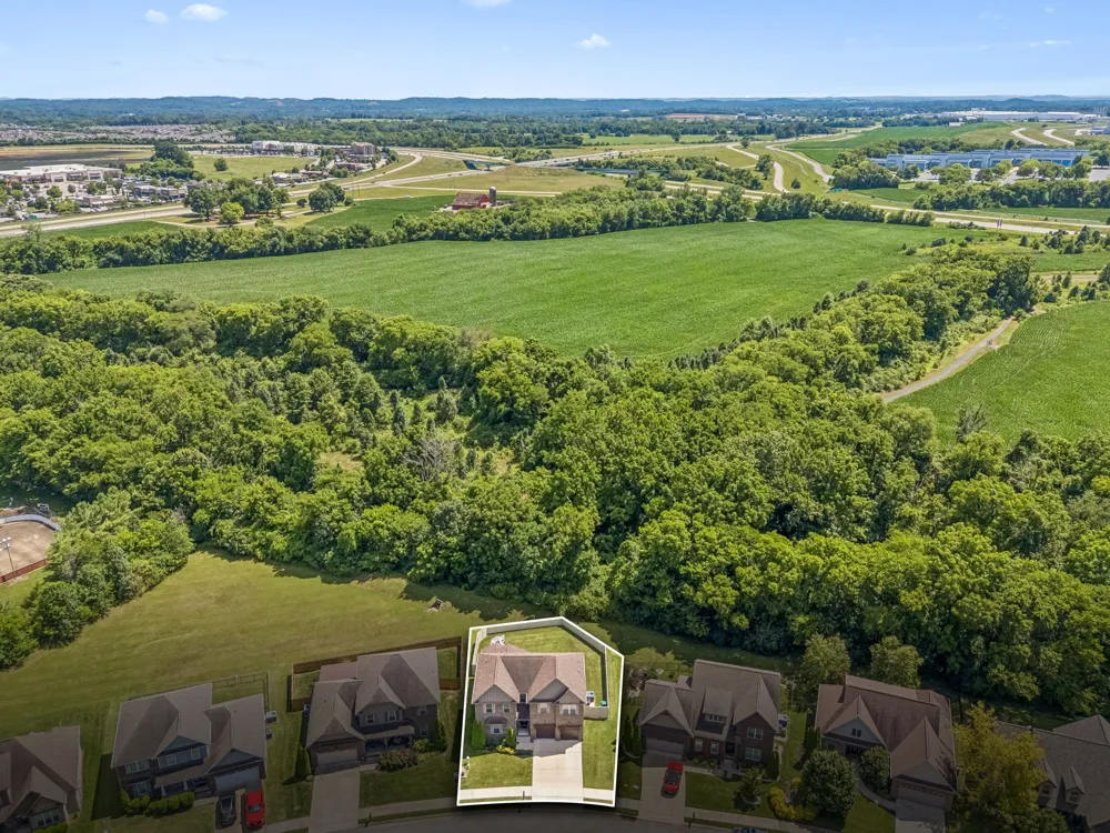 3015 Dogwood Trl Spring Hill, TN 37174