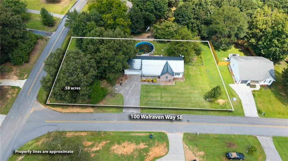 100 Walraven Way SE Calhoun, GA 30701