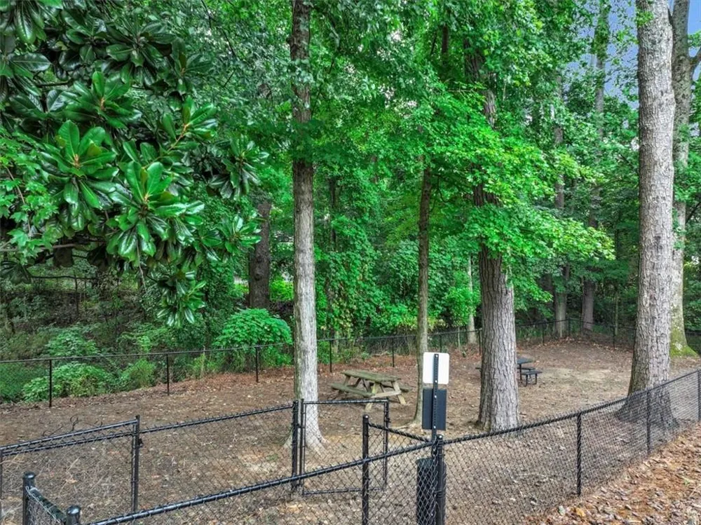 4826 Allatoona Gateway Acworth, GA 30101
