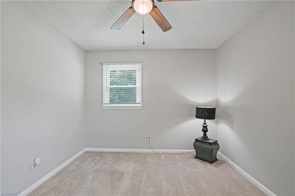5006 Woodsboro Lane Winston-Salem, NC 27105
