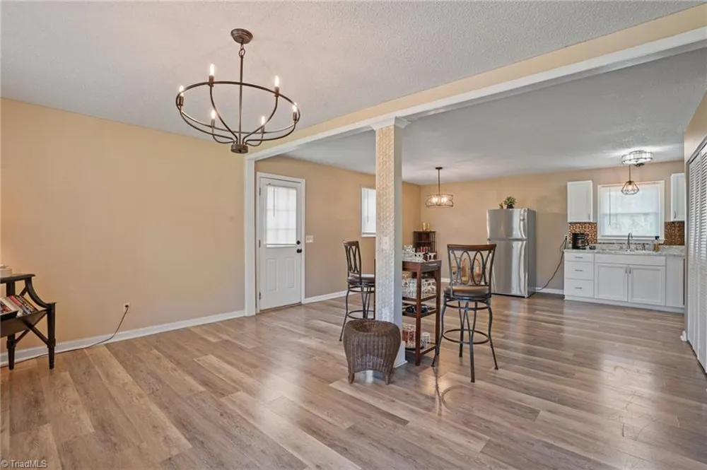 5006 Woodsboro Lane Winston-Salem, NC 27105