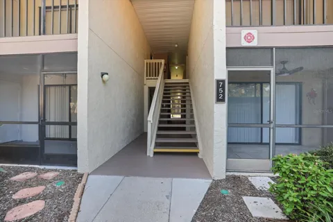 752 WHITE PINE TREE ROAD #102