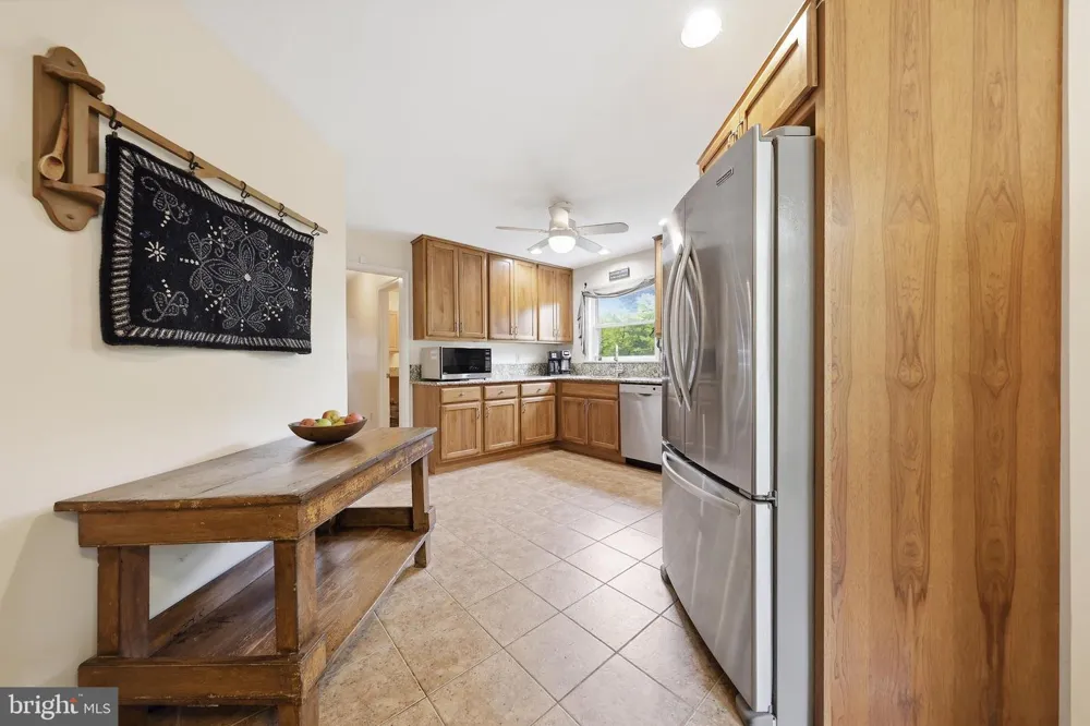 47 CAMBRIDGE COURT Martinsburg, WV 25403