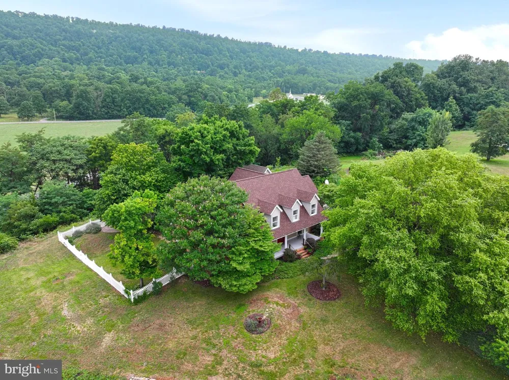 47 CAMBRIDGE COURT Martinsburg, WV 25403