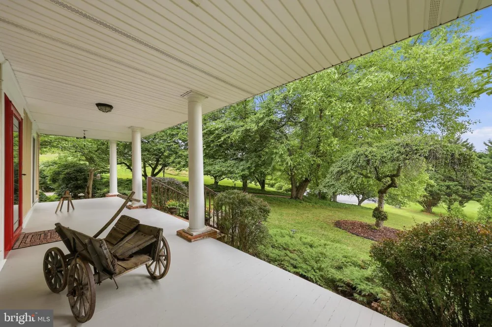 47 CAMBRIDGE COURT Martinsburg, WV 25403