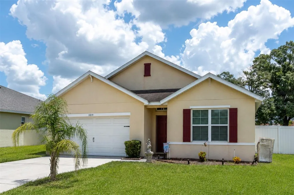 3839 CRYSTAL DEW STREET Plant City, FL 33567