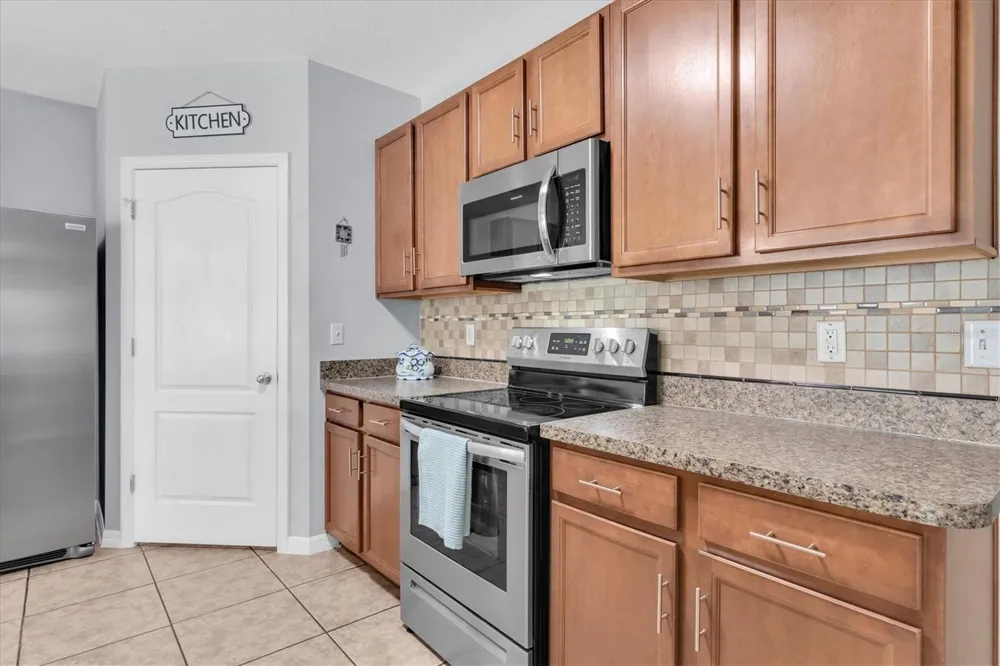 3839 CRYSTAL DEW STREET Plant City, FL 33567