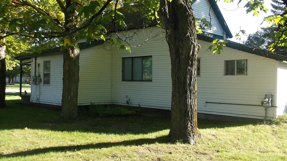 5629 Main Street Clearwater Township, MI 49676
