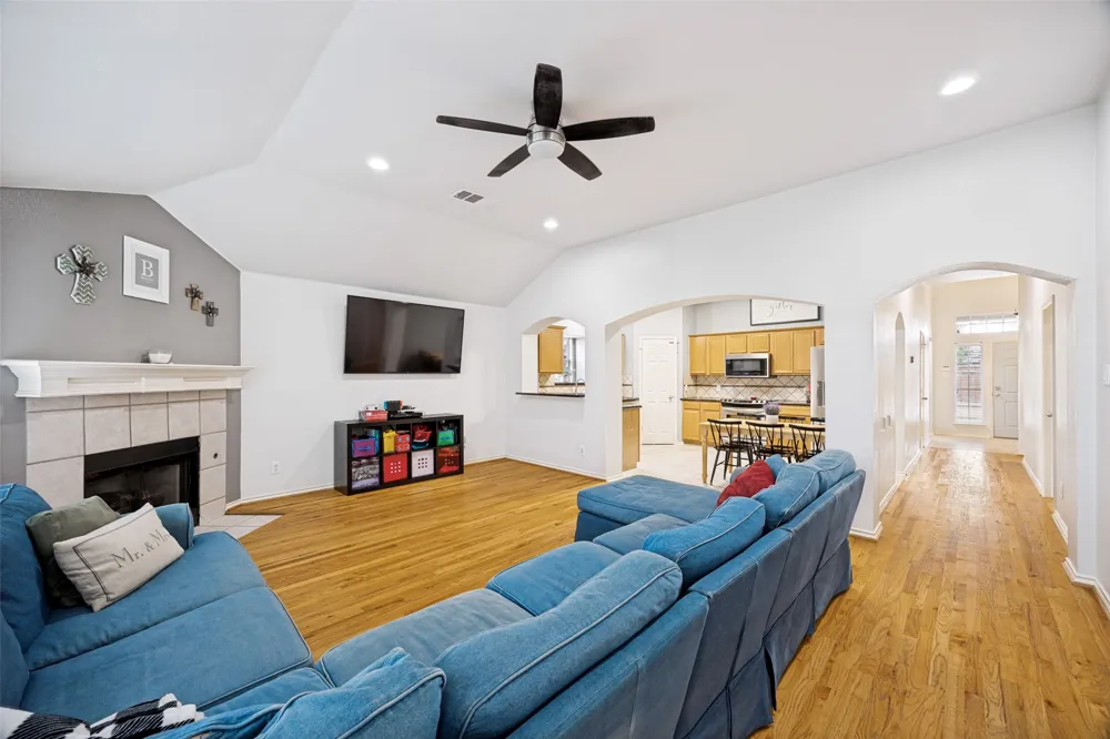 205 Arborview Drive Wylie, TX 75098