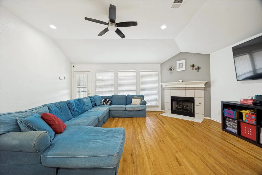 205 Arborview Drive Wylie, TX 75098