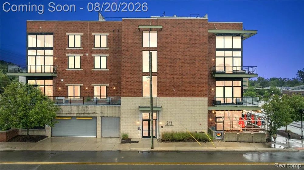 211 E 9 Mile Road #213 Ferndale City, MI 48220