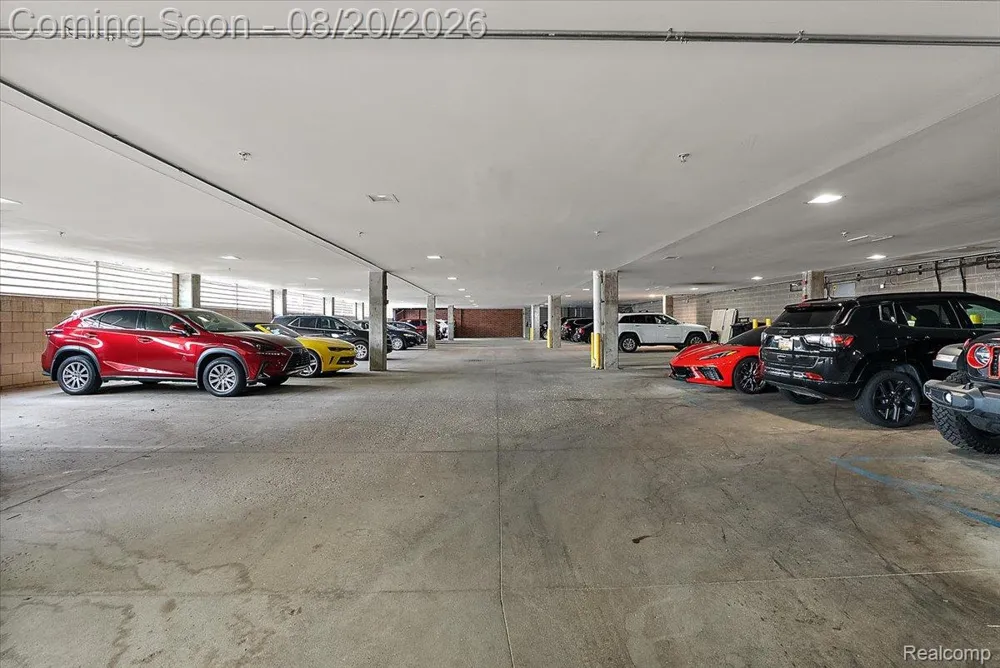 211 E 9 Mile Road #213 Ferndale City, MI 48220