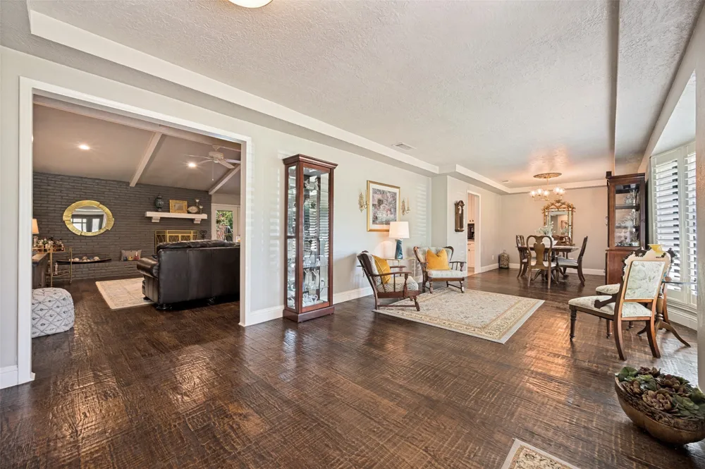 3959 Goodfellow Drive Dallas, TX 75229