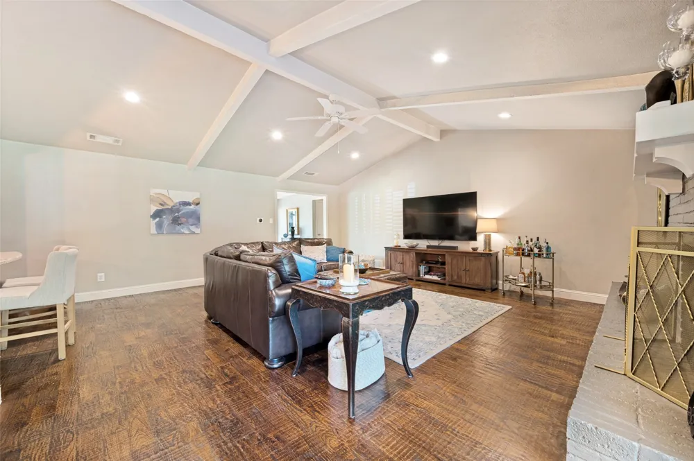3959 Goodfellow Drive Dallas, TX 75229