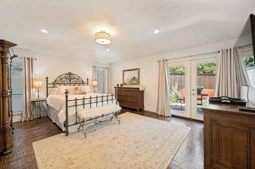 3959 Goodfellow Drive Dallas, TX 75229