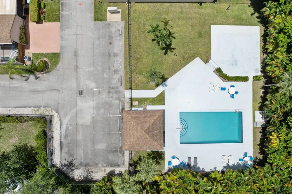 2035 SW 24TH CIRCLE Boynton Beach, FL 33426