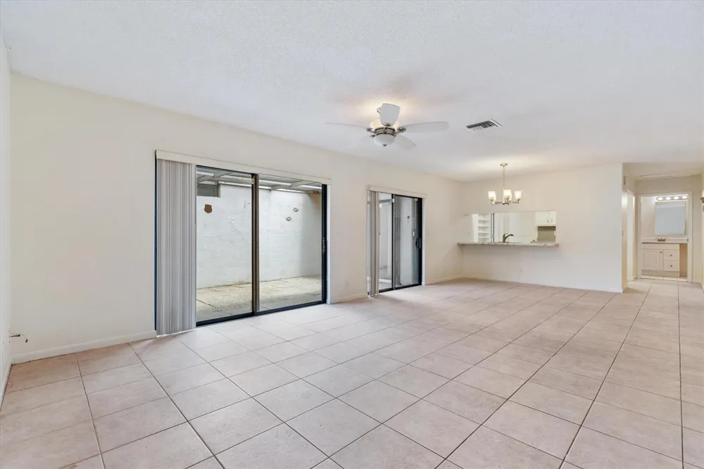 2035 SW 24TH CIRCLE Boynton Beach, FL 33426