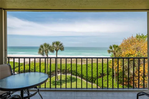 2675 GULF OF MEXICO DRIVE #204