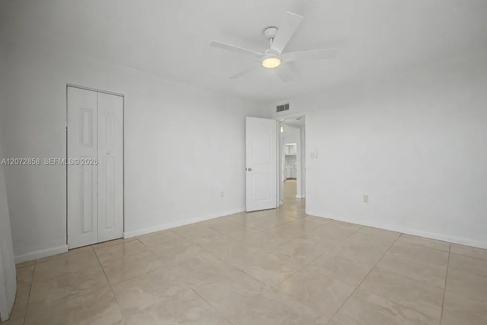 6900 Kendall Dr #A409 Pinecrest, FL 33156