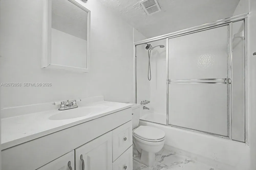 6900 Kendall Dr #A409 Pinecrest, FL 33156