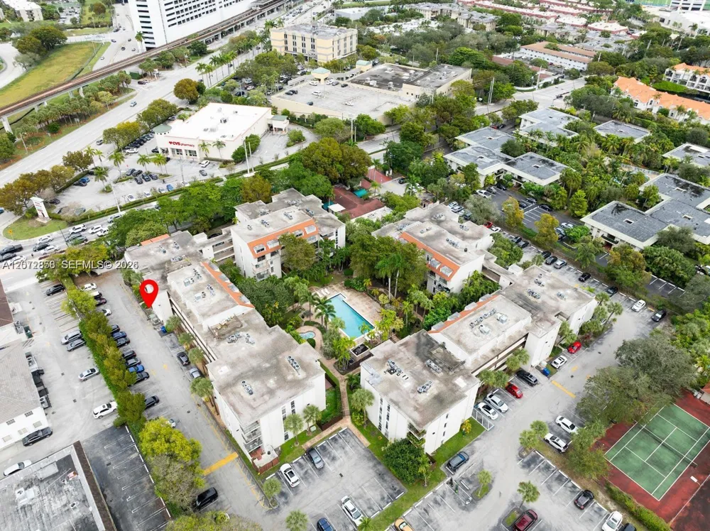 6900 Kendall Dr #A409 Pinecrest, FL 33156