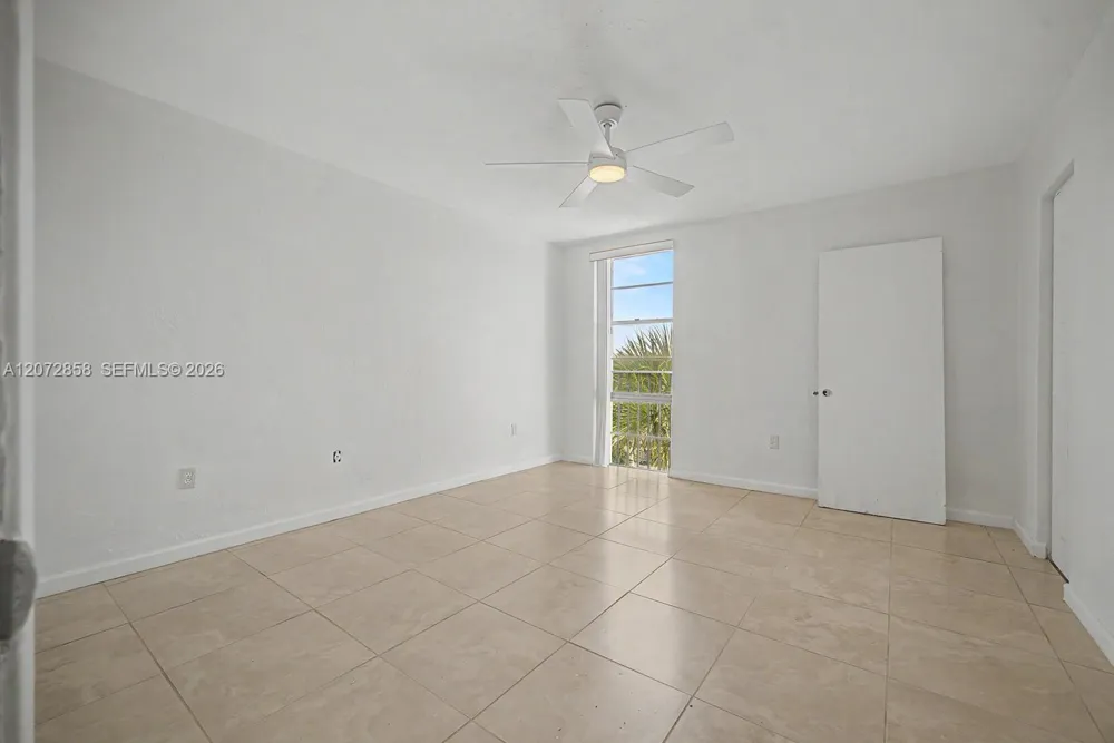 6900 Kendall Dr #A409 Pinecrest, FL 33156