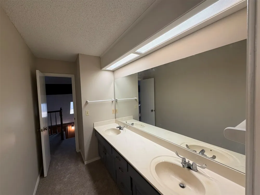 8813 S 71st East Avenue E Tulsa, OK 74133