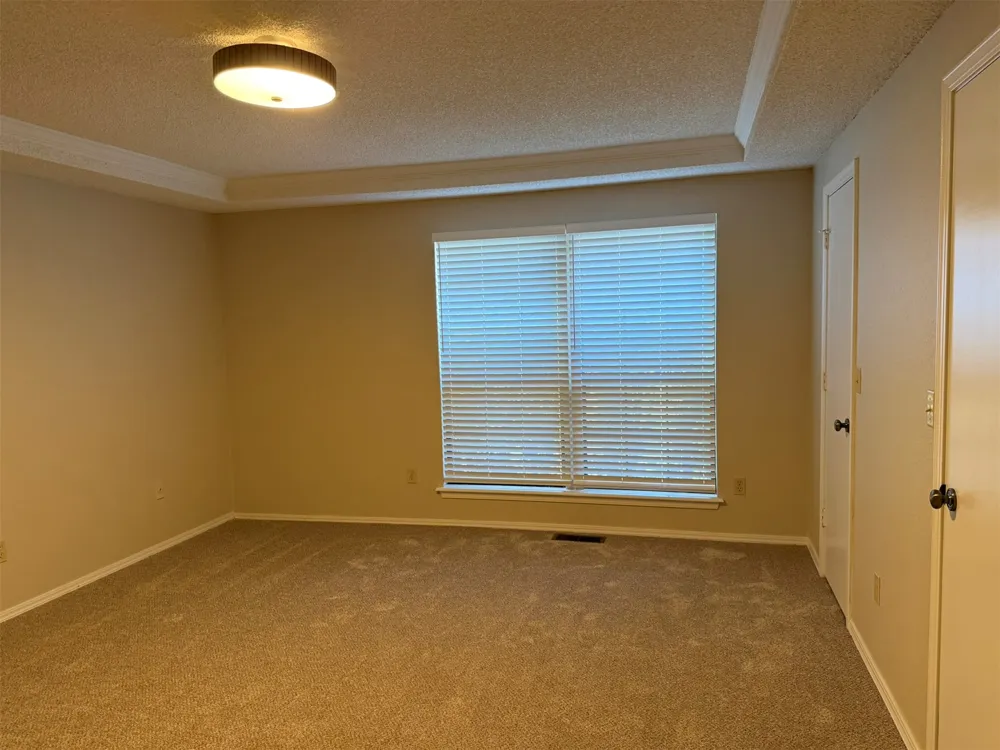 8813 S 71st East Avenue E Tulsa, OK 74133