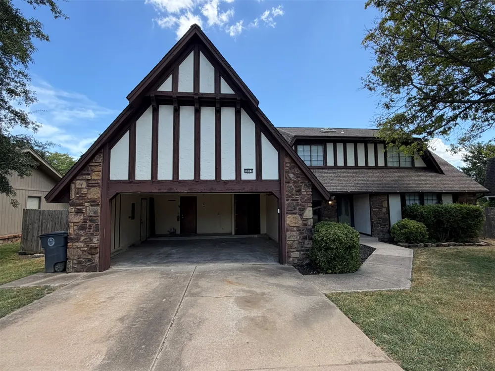 8813 S 71st East Avenue E Tulsa, OK 74133