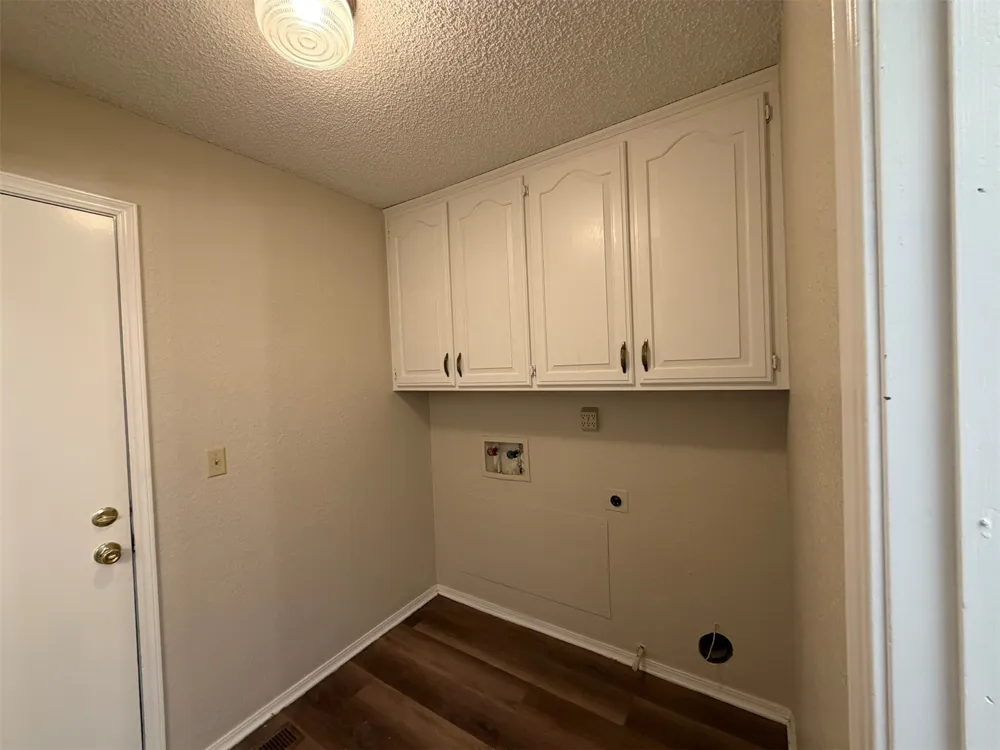 8813 S 71st East Avenue E Tulsa, OK 74133