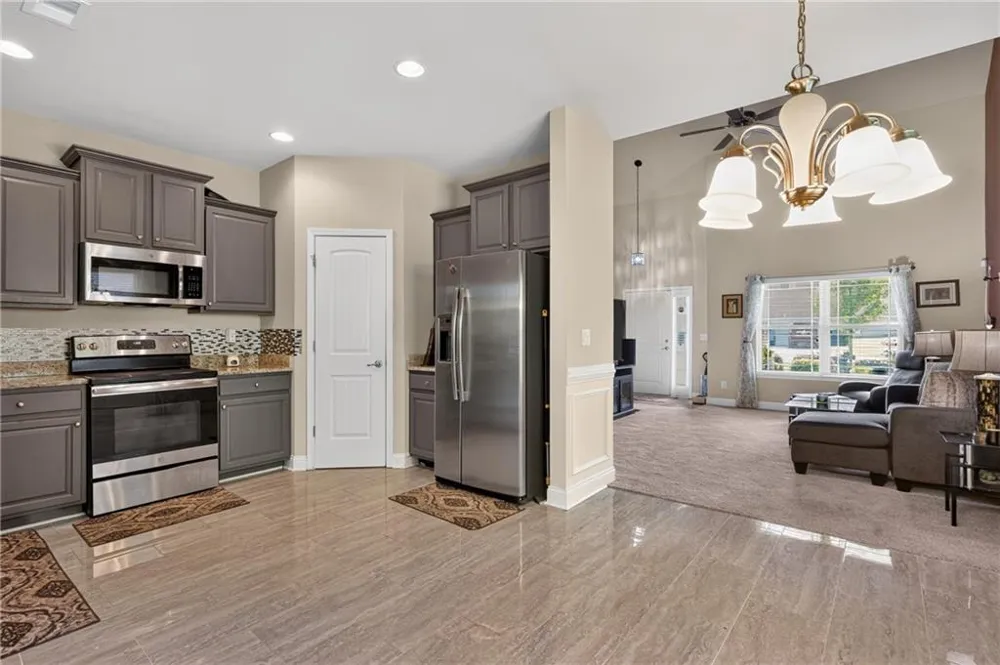 8664 Spivey Village Trail Jonesboro, GA 30236