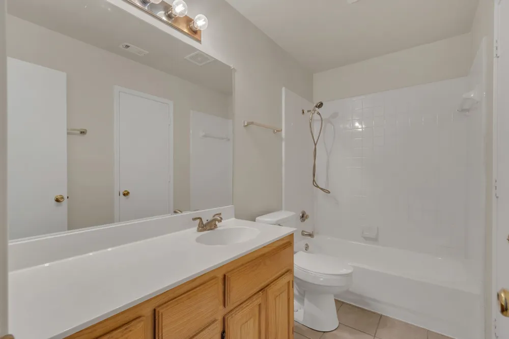 2140 Teal Court Lewisville, TX 75077
