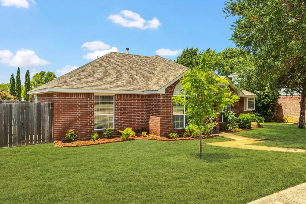2140 Teal Court Lewisville, TX 75077