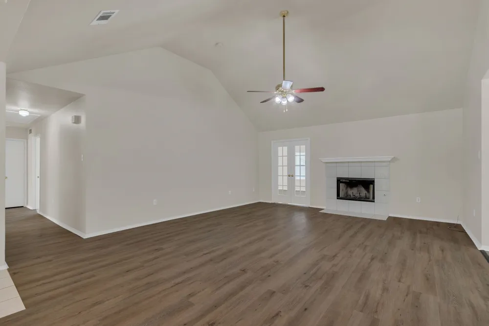 2140 Teal Court Lewisville, TX 75077
