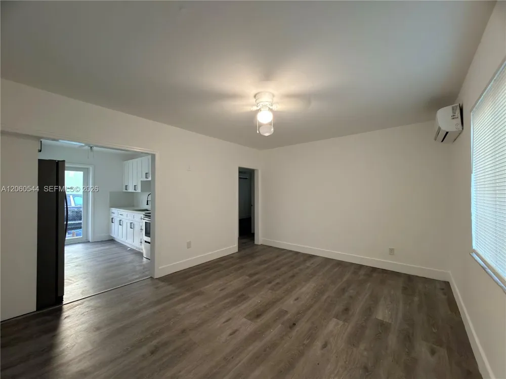 1035 Atlantic Ave Opa-Locka, FL 33054