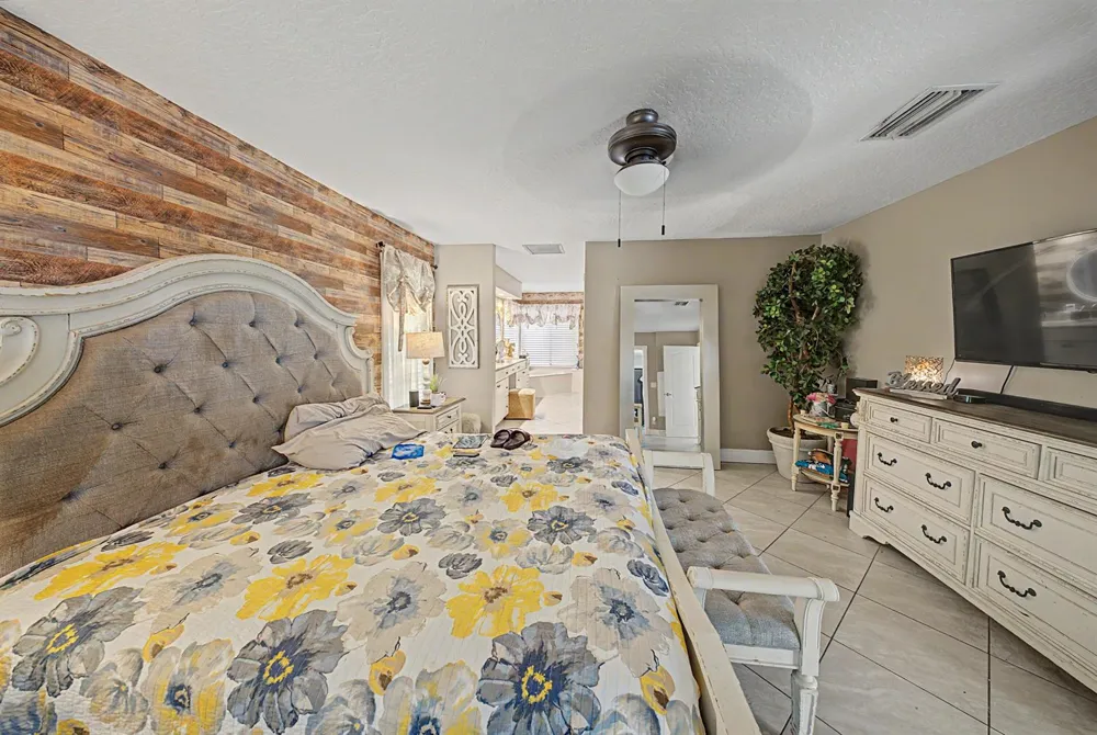 2185 NE Ocapi Court Jensen Beach, FL 34957